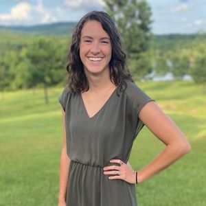 Meet your Posher, Stacy